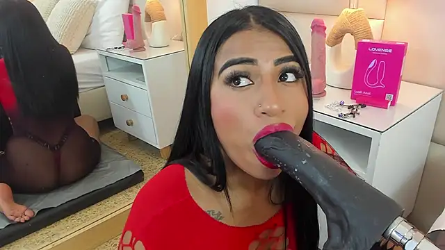 AntoniaRoss  online show from 14, 4, 2026