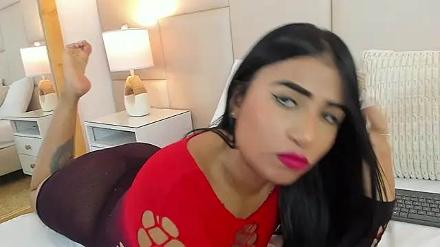 AntoniaRoss  online show from 18, 6, 2026