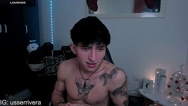 Snapshot of Thomass_clark chatting on 29, 12, 2024 Thomass clark online show from 29, 12, 2024
