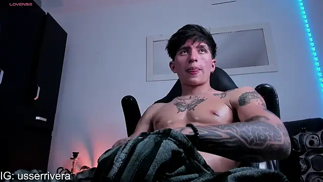Snapshot of Thomass_clark chatting on 14, 3, 2025 Thomass clark online show from 14, 3, 2025