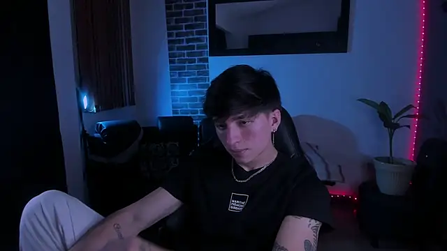 Thomass clark online show from 19, 2, 2026