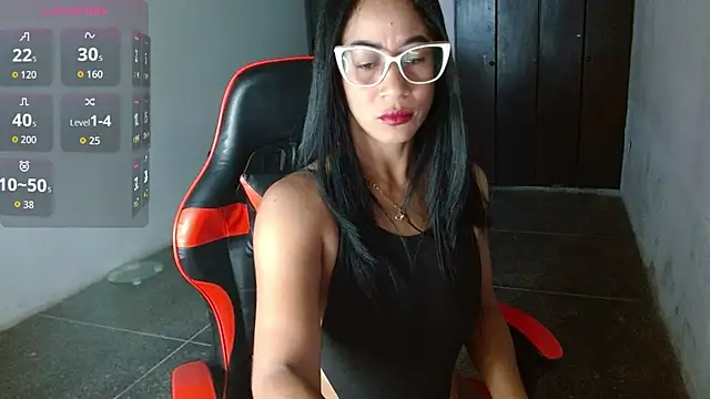Emiliklauss22 online show from 12, 7, 2026