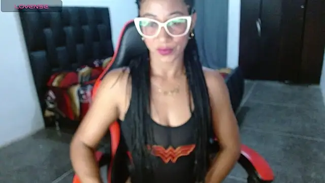 Emiliklauss22 online show from 22, 4, 2026