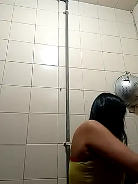 kelly dirty  online show from 10, 9, 2025