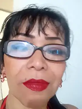 kelly dirty  online show from 1, 11, 2025