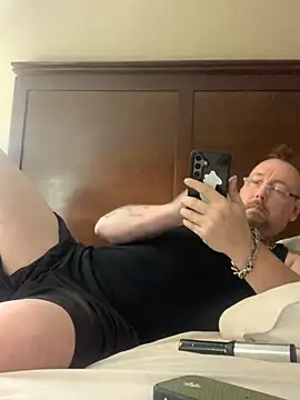 Littledick007007 online show from 19, 10, 2025