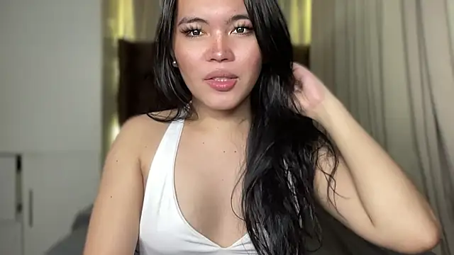 Snapshot of Lilly_cruz chatting on 24, 5, 2026 Lilly cruz online show from 24, 5, 2026