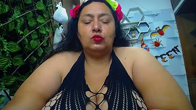 Snapshot of TistMature chatting on 22, 10, 2025 TistMature online show from 22, 10, 2025