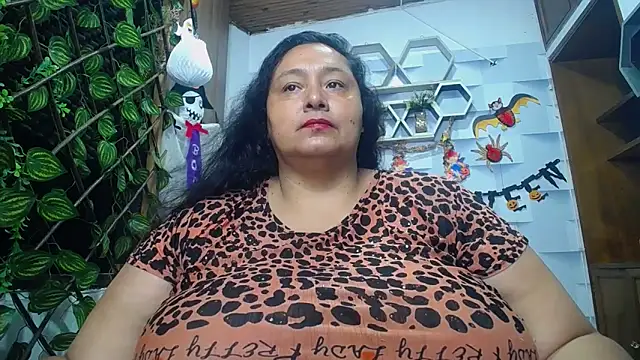 Snapshot of TistMature chatting on 29, 10, 2025 TistMature online show from 29, 10, 2025