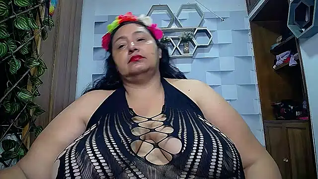 Snapshot of TistMature chatting on 9, 10, 2025 TistMature online show from 9, 10, 2025