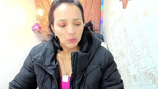 MarilynMiilf  online show from 17, 12, 2025