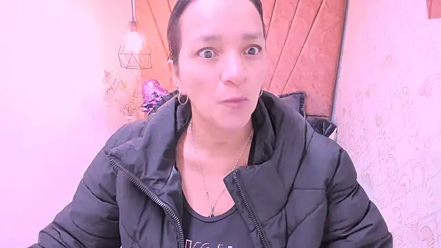 MarilynMiilf  online show from 6, 11, 2025