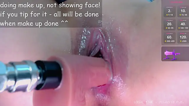 Snapshot of kitty_alika chatting on 7, 11, 2025 kitty alika online show from 7, 11, 2025