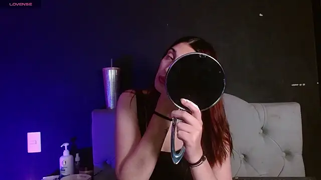 Red-moon1 online show from 1, 7, 2026