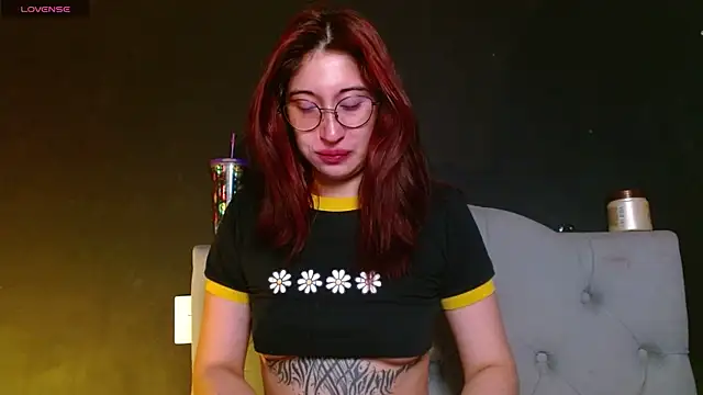 Red-moon1 online show from 22, 4, 2026