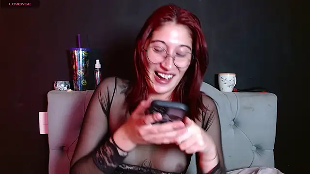 Red-moon1 online show from 10, 1, 2026