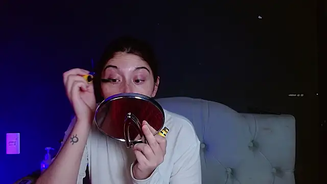 Snapshot of Red-moon1 chatting on 21, 5, 2026 Red-moon1 online show from 21, 5, 2026