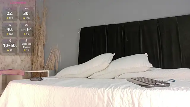 Snapshot of Megan_browns1 chatting on 20, 10, 2025 Megan browns1 online show from 20, 10, 2025