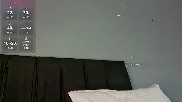 Snapshot of Megan_browns1 chatting on 16, 10, 2025 Megan browns1 online show from 16, 10, 2025