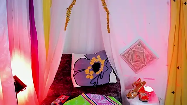 Snapshot of sophiaamethystt chatting on 6, 11, 2025 sophiaamethystt online show from 6, 11, 2025