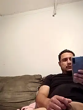 thickcocklatino online show from 22, 4, 2026