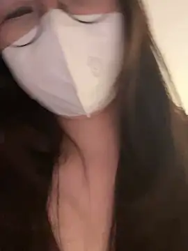 Onee-Chew online show from 28, 2, 2026