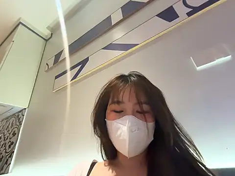 Snapshot of Onee-Chew chatting on 16, 6, 2026 Onee-Chew online show from 16, 6, 2026