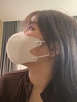 Snapshot of Onee-Chew chatting on 26, 4, 2026 Onee-Chew online show from 26, 4, 2026