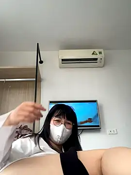 Onee-Chew online show from 18, 12, 2025