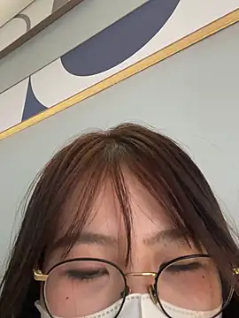 Onee-Chew online show from 21, 4, 2026