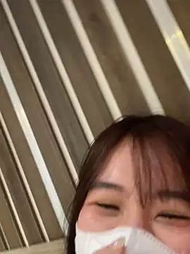 Snapshot of Onee-Chew chatting on 17, 5, 2026 Onee-Chew online show from 17, 5, 2026