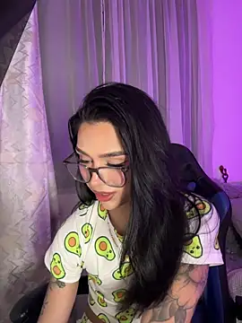 Samantha Bernardo online show from 20, 4, 2026