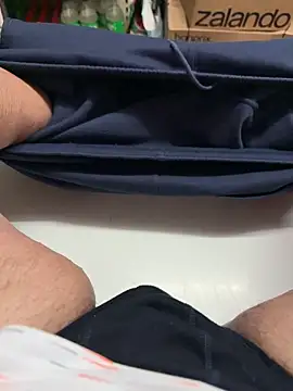 Snapshot of buri232 chatting on 25, 11, 2025 buri232 online show from 25, 11, 2025