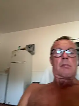 Snapshot of kempsilk chatting on 11, 7, 2026 kempsilk online show from 11, 7, 2026