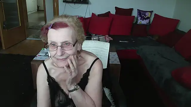 HeisseomaOriginal online show from 21, 2, 2025