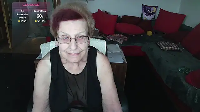 HeisseomaOriginal online show from 28, 10, 2025