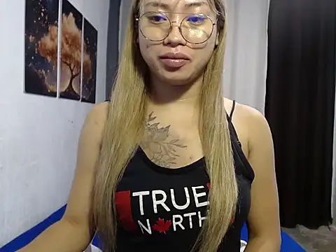 ladybigmeatXX online show from 19, 2, 2026