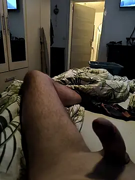 Snapshot of Andy7430 chatting on 12, 1, 2026 Andy7430 online show from 12, 1, 2026