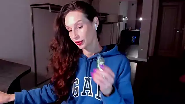 Mila Anders online show from 12, 2, 2026