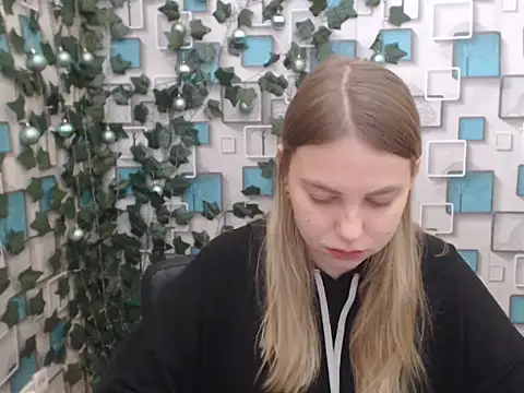 klerkarina online show from 4, 1, 2025