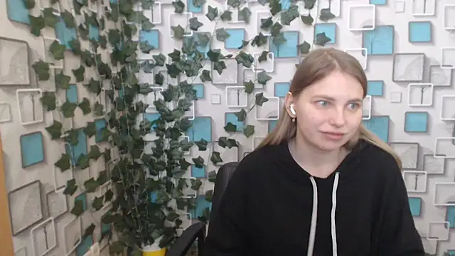 klerkarina online show from 18, 2, 2025