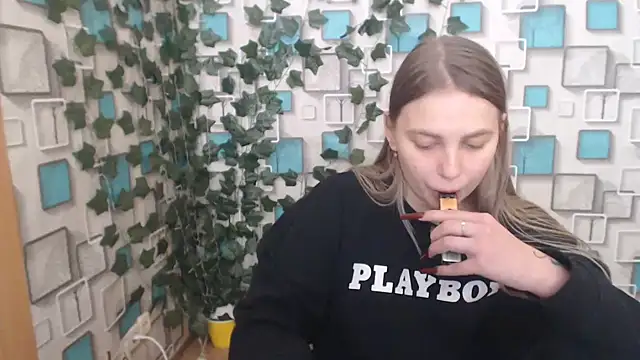 klerkarina online show from 3, 3, 2025