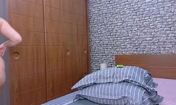 Snapshot of CuteBlondeMe chatting on 24, 10, 2025 CuteBlondeMe online show from 24, 10, 2025