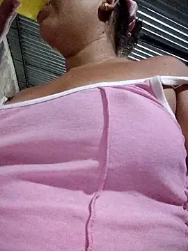 ValeriaSantos- online show from 4, 3, 2026