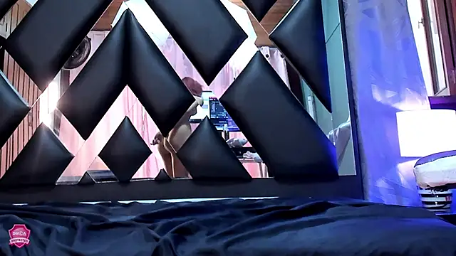 Snapshot of Linda4Petite chatting on 14, 3, 2025 Linda4Petite online show from 14, 3, 2025