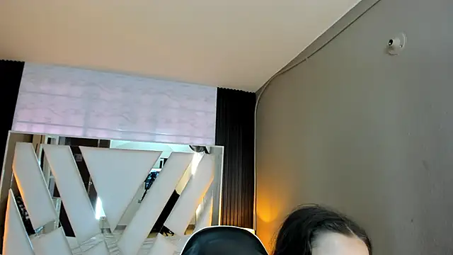 Linda4Petite online show from 22, 3, 2026