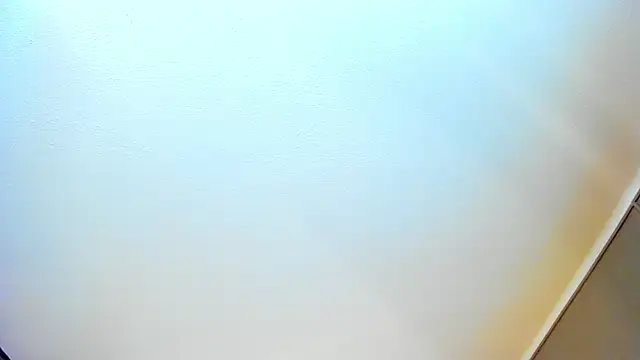 Snapshot of Linda4Petite chatting on 24, 11, 2025 Linda4Petite online show from 24, 11, 2025