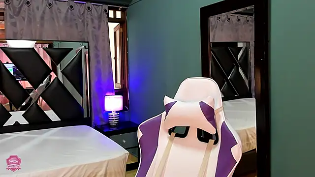 Snapshot of Linda4Petite chatting on 16, 3, 2025 Linda4Petite online show from 16, 3, 2025