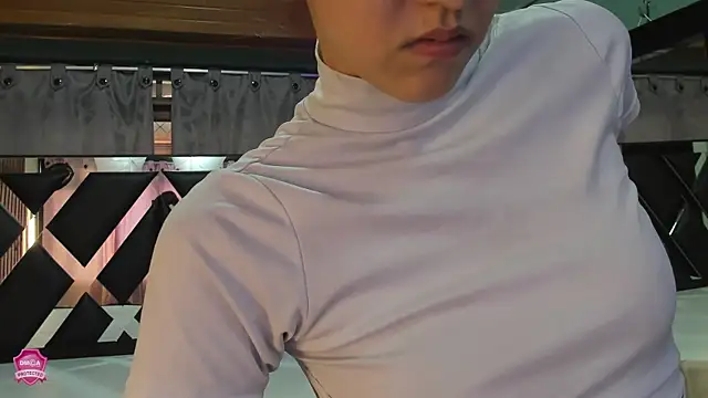 Snapshot of Linda4Petite chatting on 12, 3, 2025 Linda4Petite online show from 12, 3, 2025