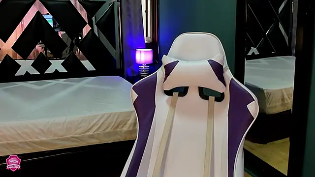 Snapshot of Linda4Petite chatting on 15, 3, 2025 Linda4Petite online show from 15, 3, 2025